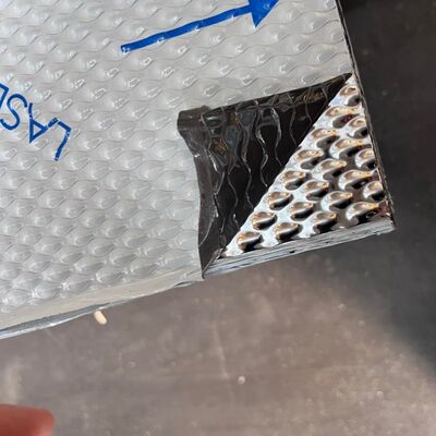 แผ่นสแตนเลส SUS304 ลายนูน ผิวเงา 0.8*1219*2438 มม. แบบ 6WL พร้อมฟิล์มเลเซอร์