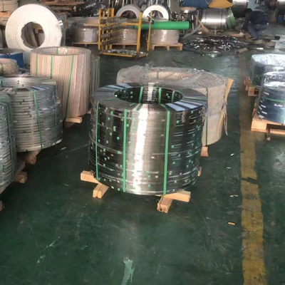 SUS304 1.4301 คอยล์สแตนเลส AISI 304 Mill Edge 0.3-4.0 * 1219mm พร้อม Slitting