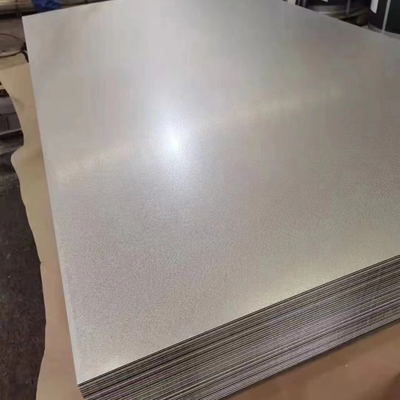 DX51D AZ150 Galvalume Aluzinc Steel Coil AZ150G 1.0 * 1250 มม สําหรับแผ่นหลังคา lok