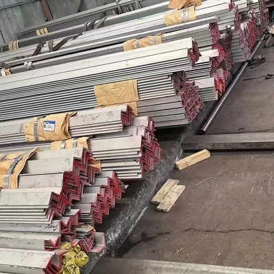 40x40x3mm ASTM A276 TP304 สายมุมเหล็กไร้สแตนเลสเท่ากันและไม่เท่ากัน SS304 สายมุม 18%Cr 8%Ni
