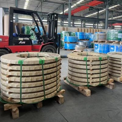 สายสแตนเลส SUS316Ti ที่ม้วนเย็น/ SS 31668 DIN1.4571 สายโค้ลที่มีพื้นผิว Ba/2B 8K/Hl 0.5*100mm