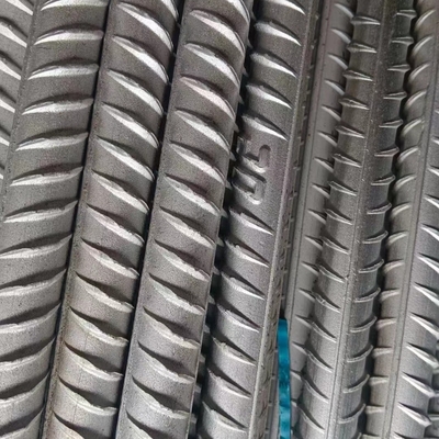 โหลดร้อน 316L / 304 สแตนเลส สแตนเลส Rebar Bar Thread สแตนเลส Rebar deformed เสริมสแตนเลส Rebar สําหรับการสร้าง