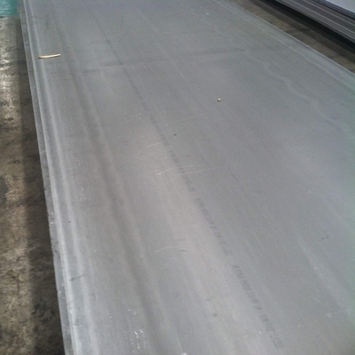 DIN1.4404 มาตรฐานหมุนร้อน AISI 316L แผ่นสแตนเลส 40*3100*8900MM การรับรอง SGS