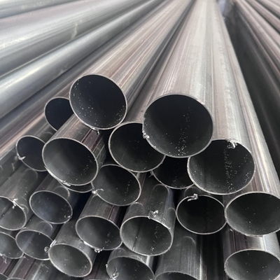 กว้าง 45mm x ความหนา 2.0mm x 3050mm T วัสดุ 1.4510 17% Cr (AISI 439) สแตนเลสท่อ welded