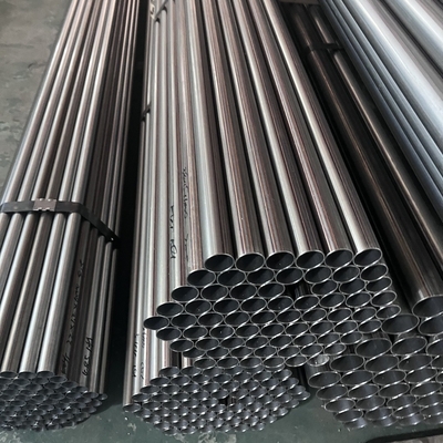 กว้าง 45mm x ความหนา 2.0mm x 3050mm T วัสดุ 1.4510 17% Cr (AISI 439) สแตนเลสท่อ welded