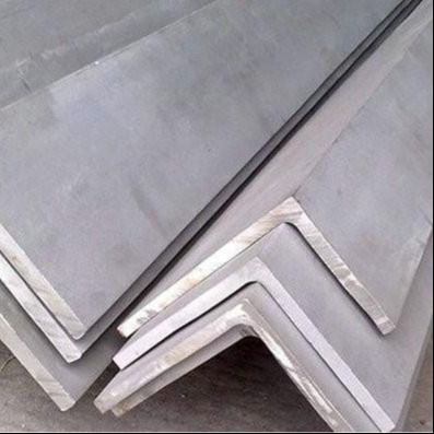 เหล็กฉากสแตนเลส SUS316L / AISI316L / ASTM 316L ขนาด 50*50*5 มม. - ความยาว 6000 มม.
