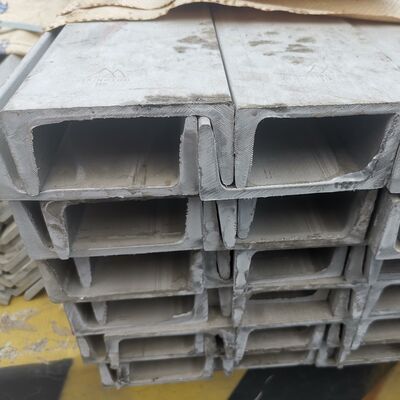 โหลดร้อน ASTM A276 TP316L สแตนเลสสแตนเลสช่องช่อง U Channel 100 * 53 * 6 มม
