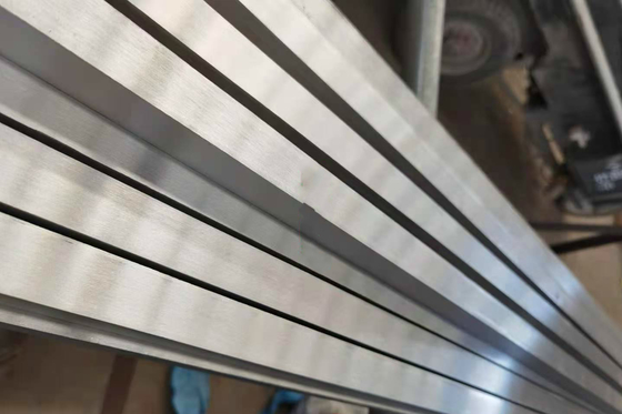 ก่อสร้าง 20x3x6000mm AISI 304 สแตนเลสสตีลแบนบาร์ SS304 แบนบาร์